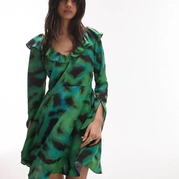 Topshop NWT Animal Print Ruffle Neck Long Sleeve Mini Dress Green Size 4 - Picture 1 of 3